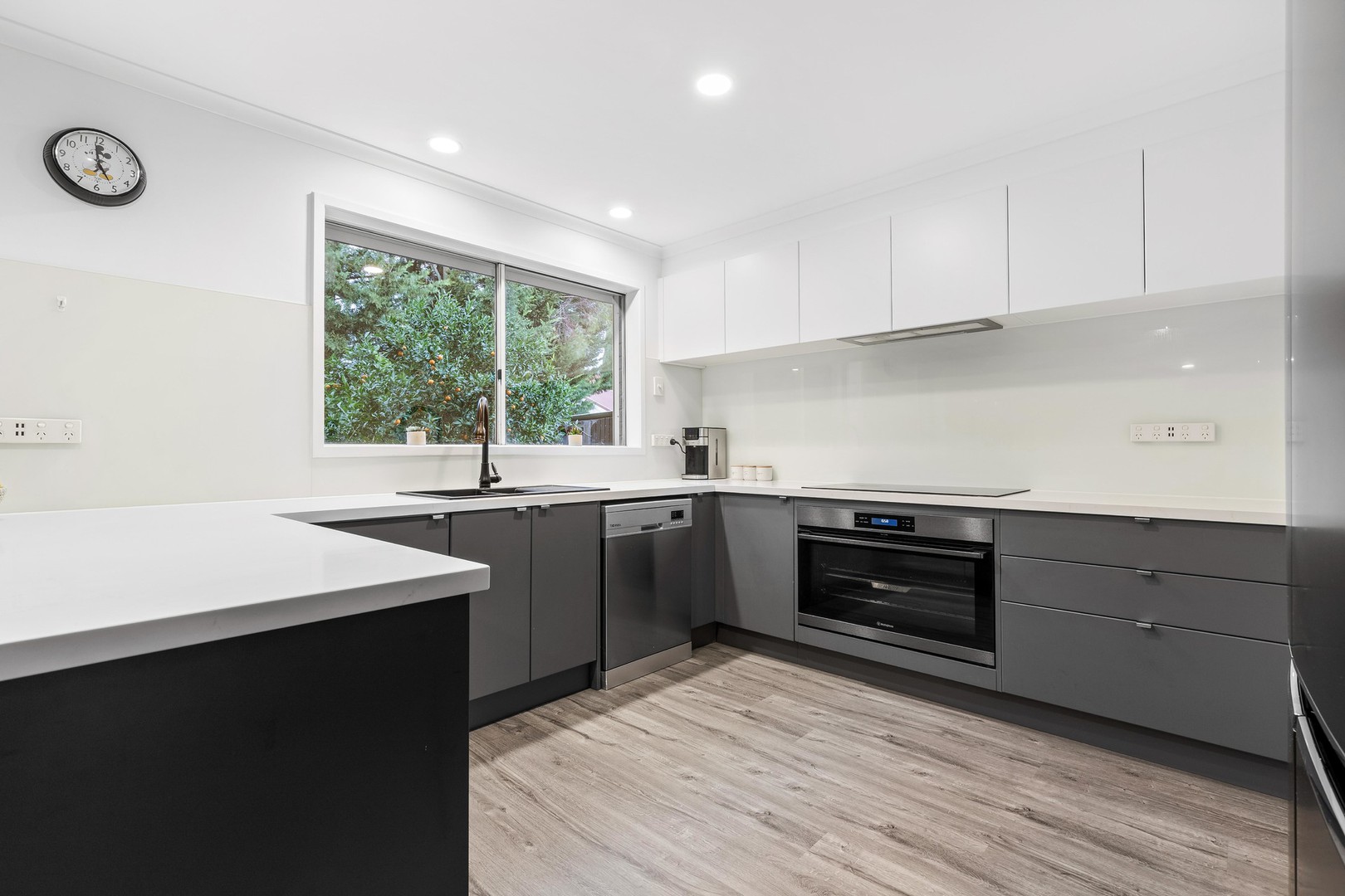 7 Tiffany Place, Sydenham, VIC 3037, Sydenham - Thumbnail 4