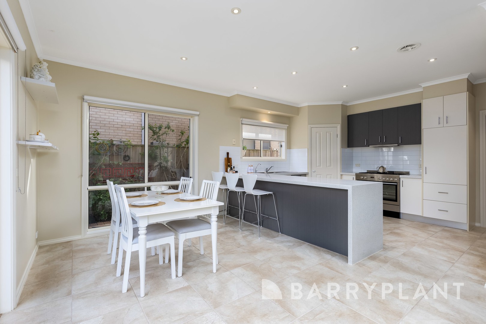 7 Times Square, Sanctuary Lakes, VIC 3030, Point Cook - Thumbnail 4