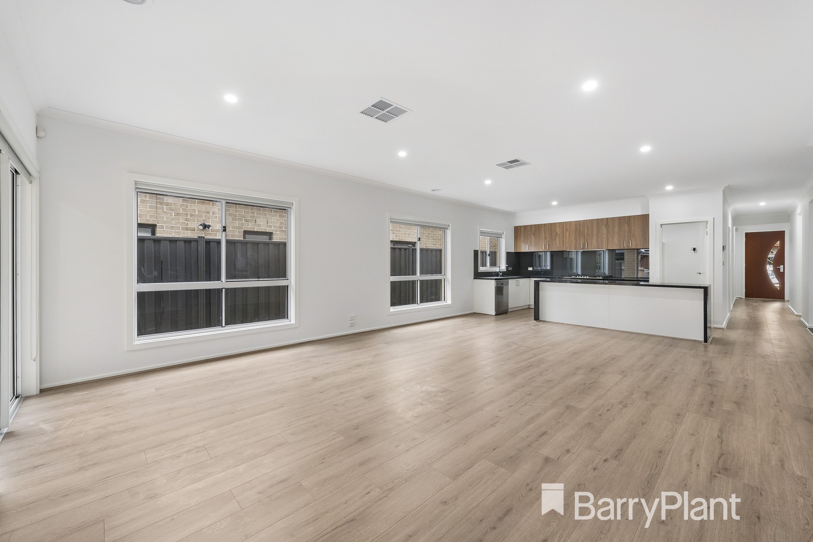 7 Tolhurst Street, Tarneit, VIC 3029, Tarneit - Thumbnail 2