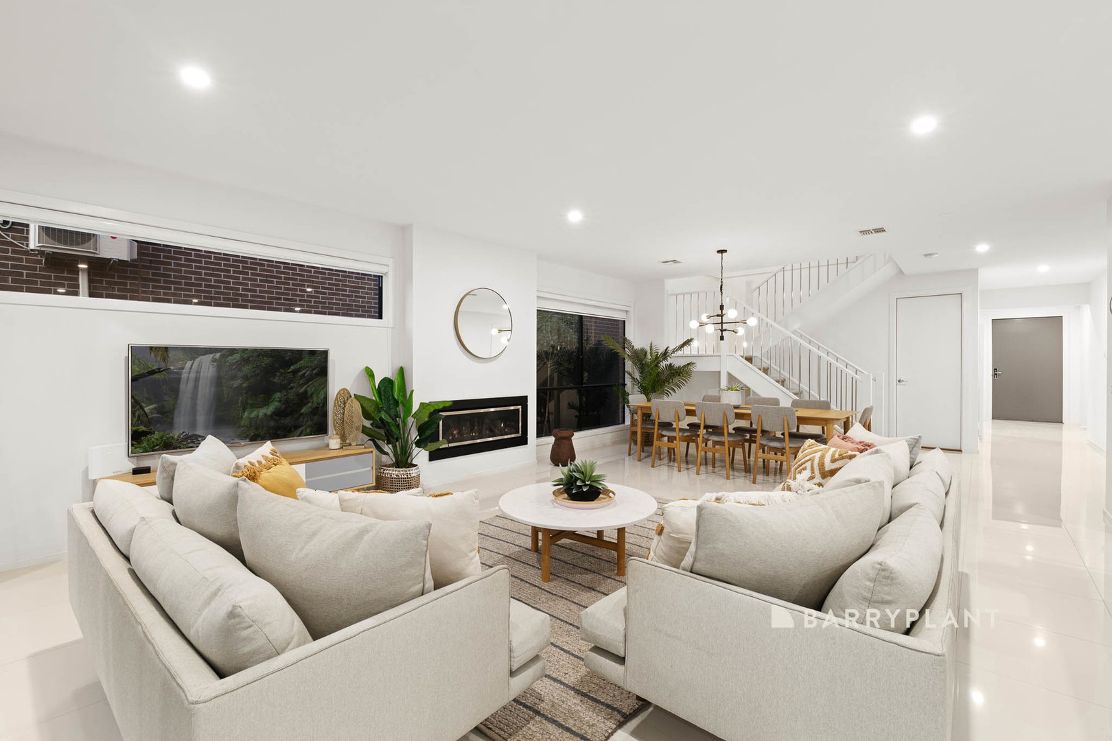 7 Troups Creek Promenade, Narre Warren, VIC 3805, Narre Warren - Thumbnail 2