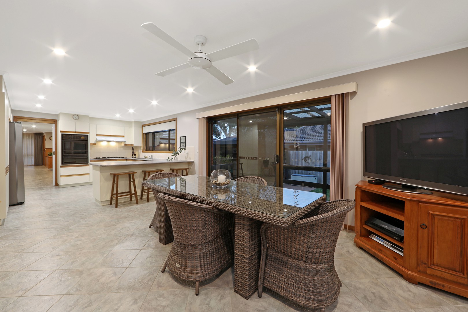7 Turramurra Drive, Rowville, VIC 3178, Rowville - Thumbnail 5