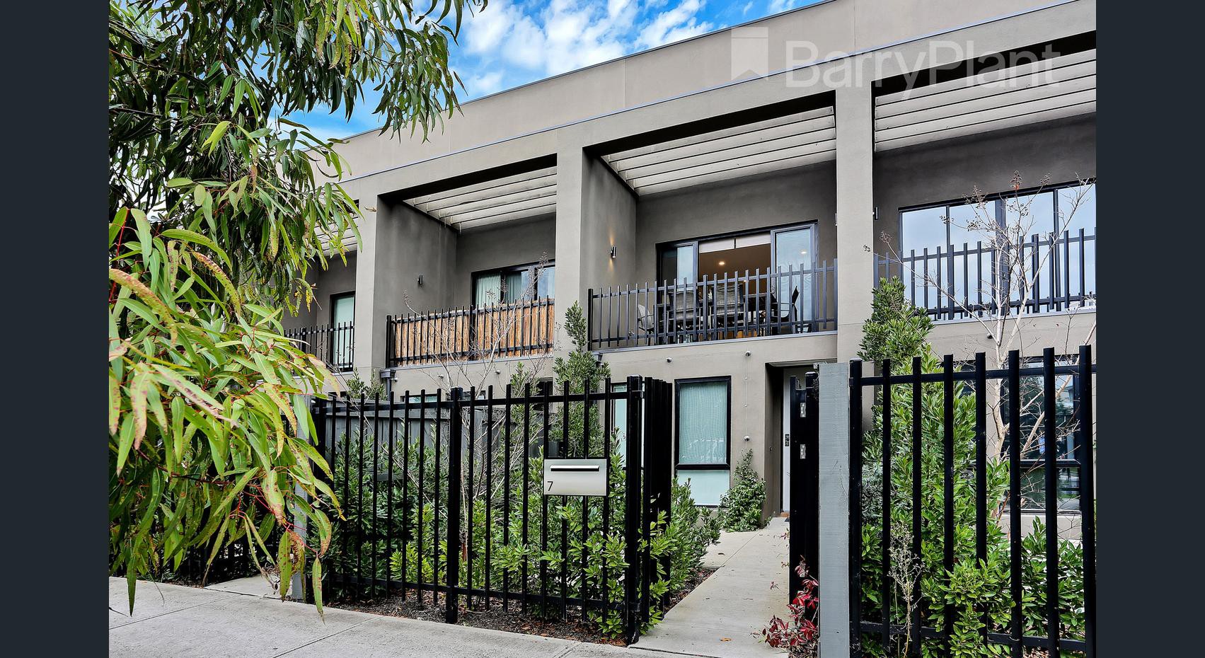 7 Ulmara Parkway, Maidstone, VIC 3012, Maidstone - Thumbnail 2