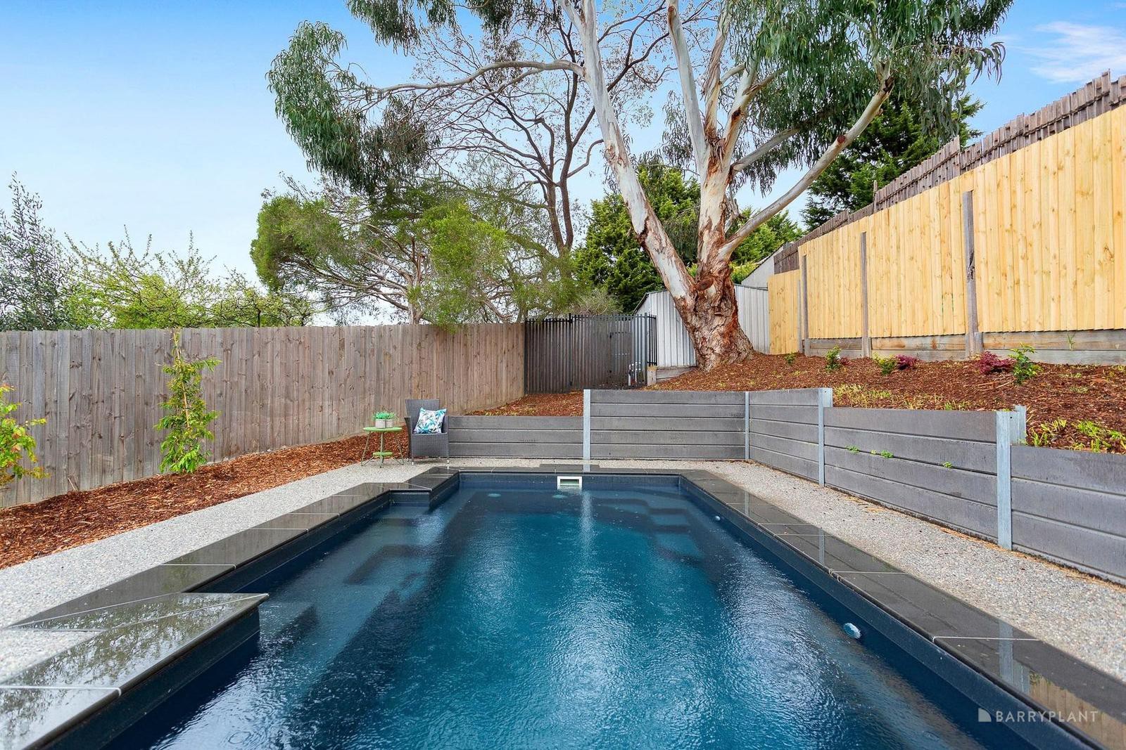 7 Upland Court, Eltham North, VIC 3095 - Thumbnail 1 - 23/01/2025