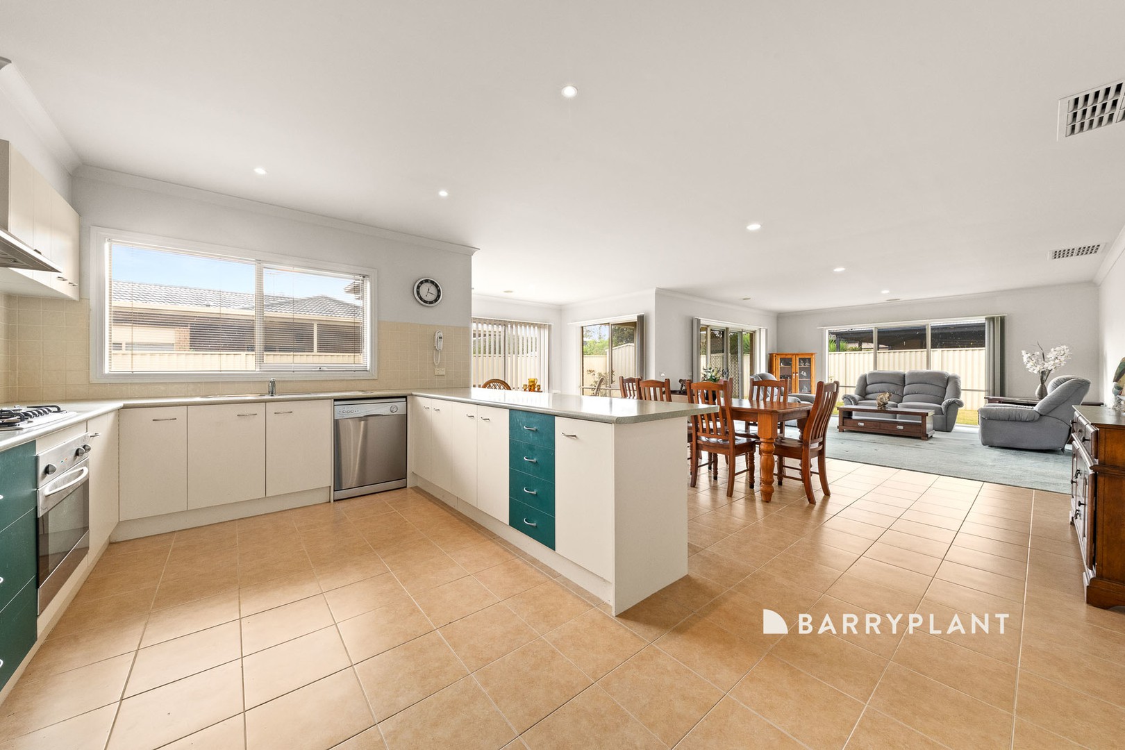 7 Viola Avenue, Pakenham, VIC 3810, Pakenham - Thumbnail 7