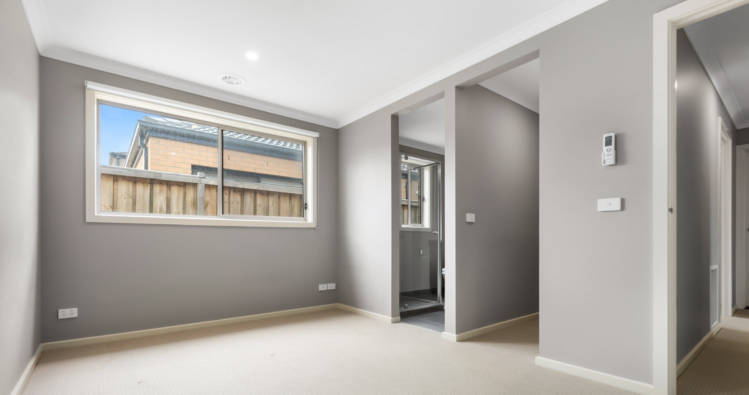 7 Violet Close, Rockbank, VIC 3335, Rockbank - Thumbnail 6