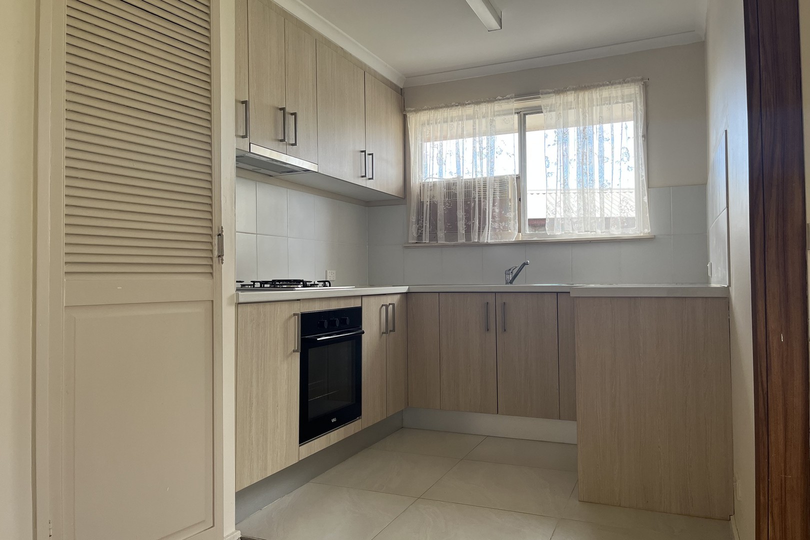 7 Walnut Court, Kings Park, VIC 3021, Kings Park - Thumbnail 4