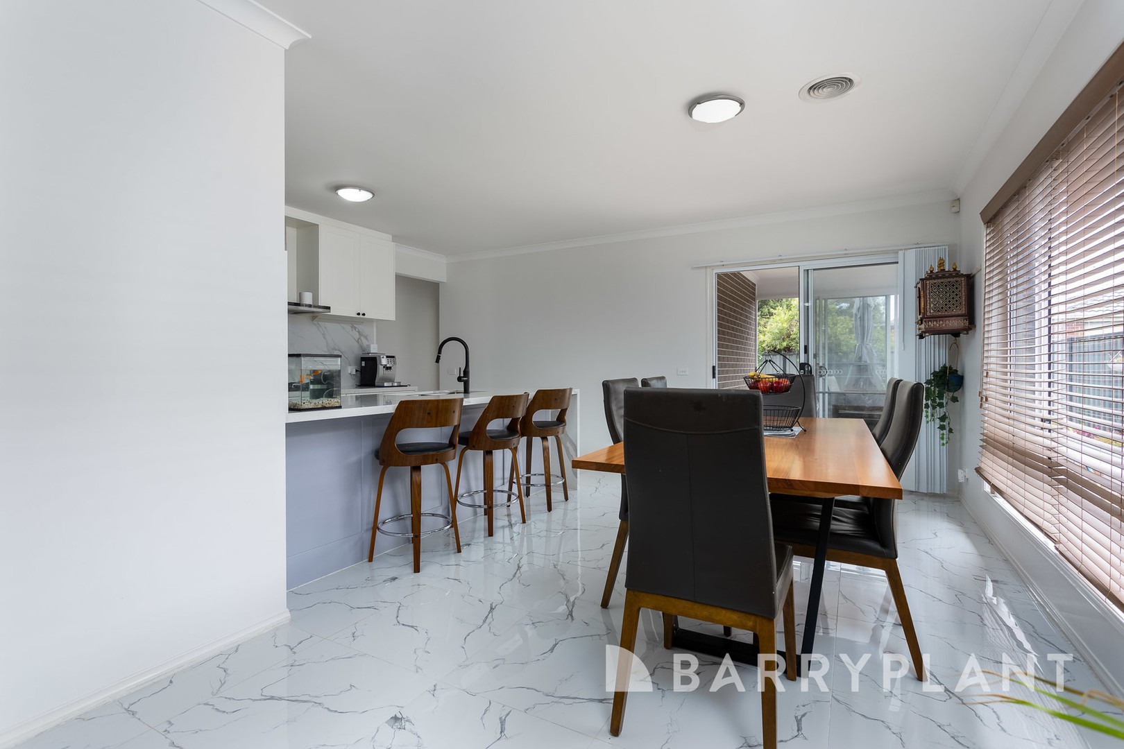 7 Walton Loop, Point Cook, VIC 3030, Point Cook - Thumbnail 6