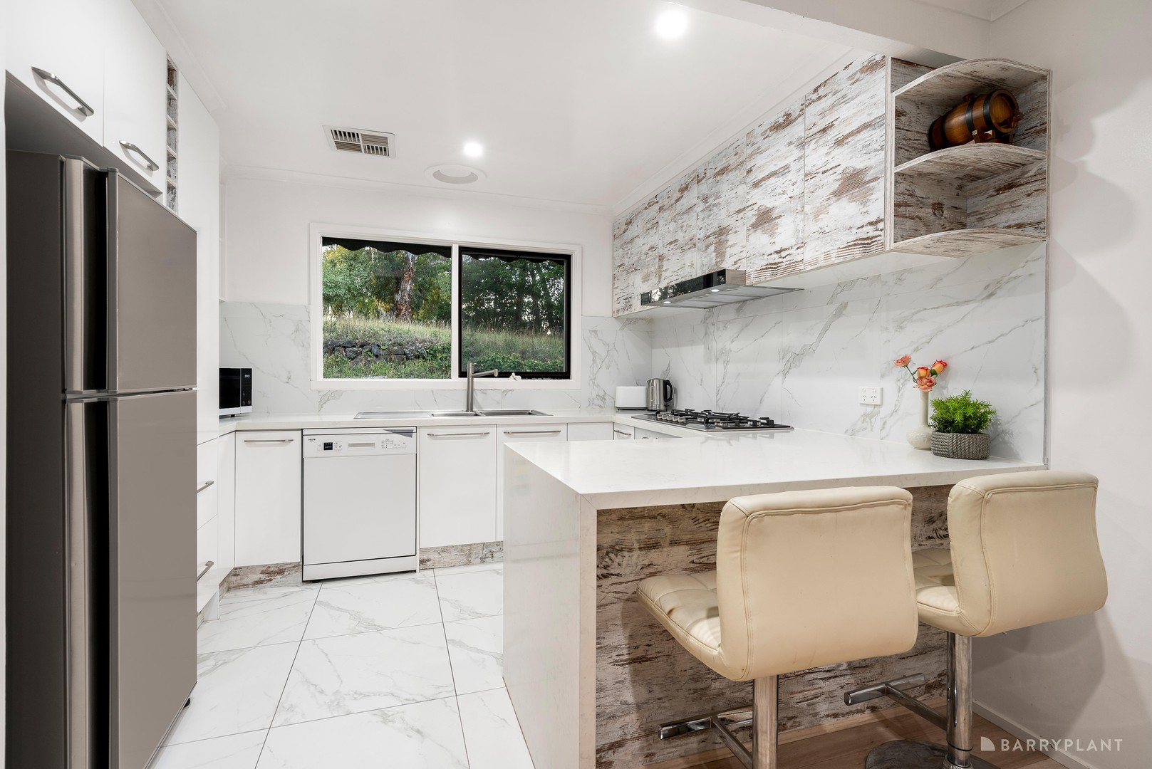 7 Warrock Avenue, Donvale, VIC 3111, Donvale - Thumbnail 5