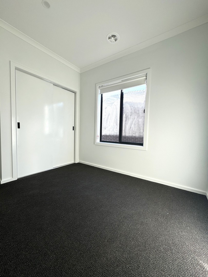 7 Waterfern Street, Fraser Rise, VIC 3336, Fraser Rise - Thumbnail 7