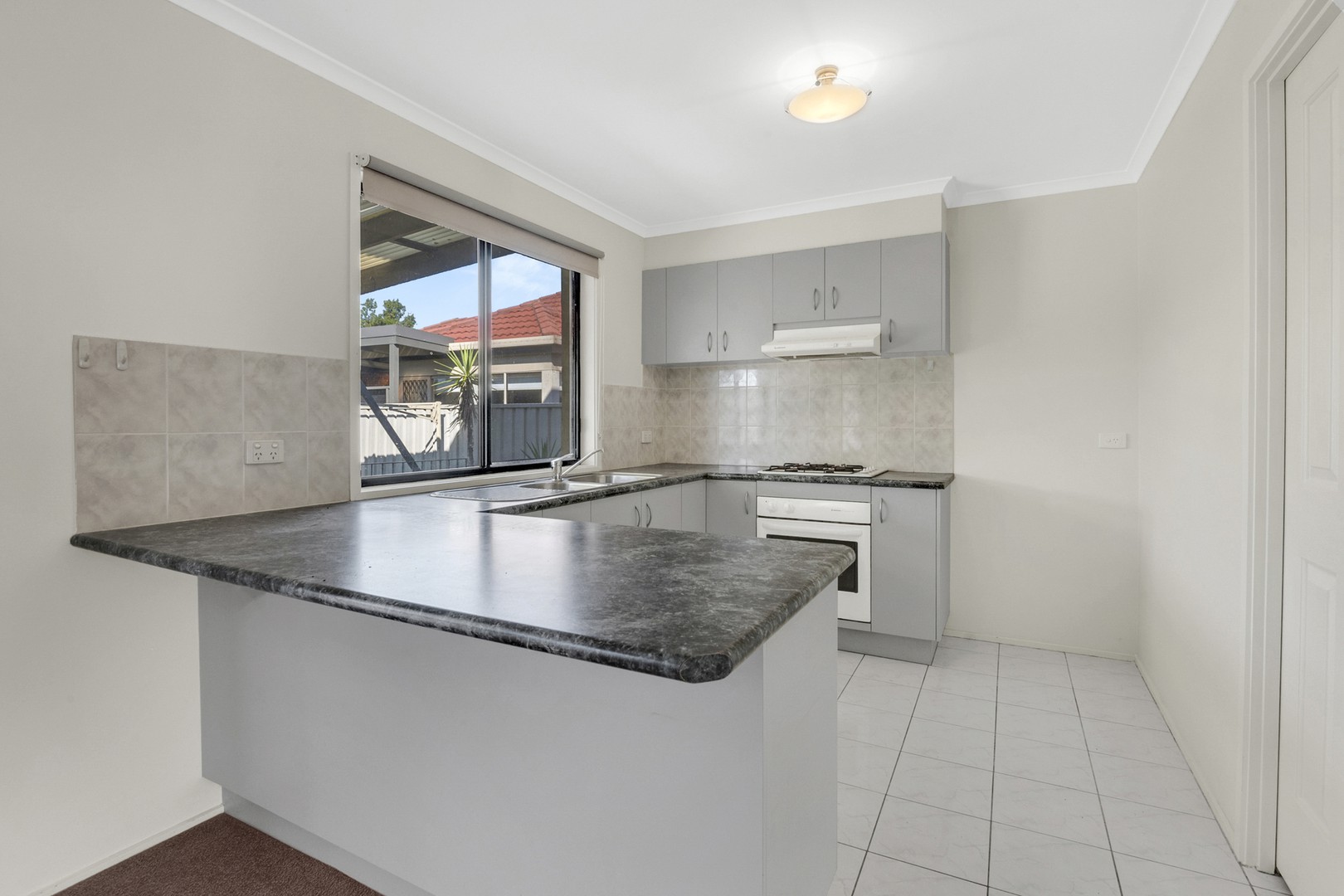 7 Waterford Avenue, Craigieburn, VIC 3064, Craigieburn - Thumbnail 2