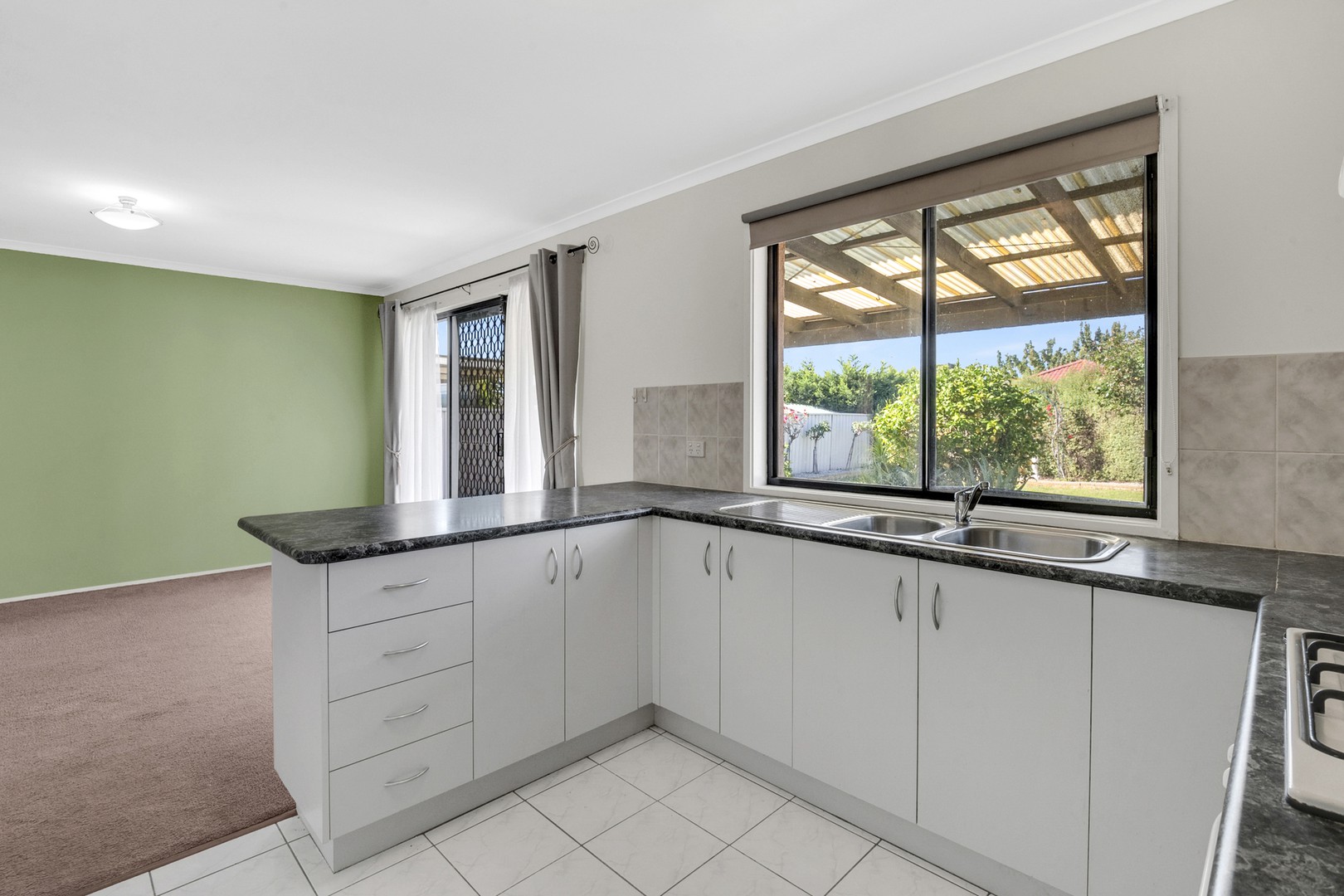 7 Waterford Avenue, Craigieburn, VIC 3064, Craigieburn - Thumbnail 3