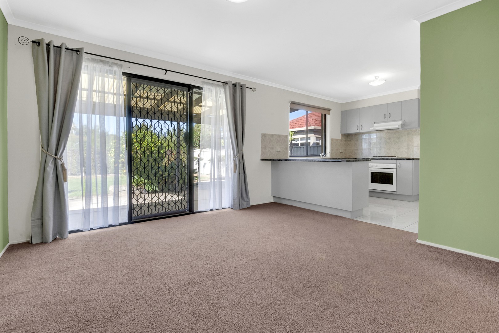 7 Waterford Avenue, Craigieburn, VIC 3064, Craigieburn - Thumbnail 4