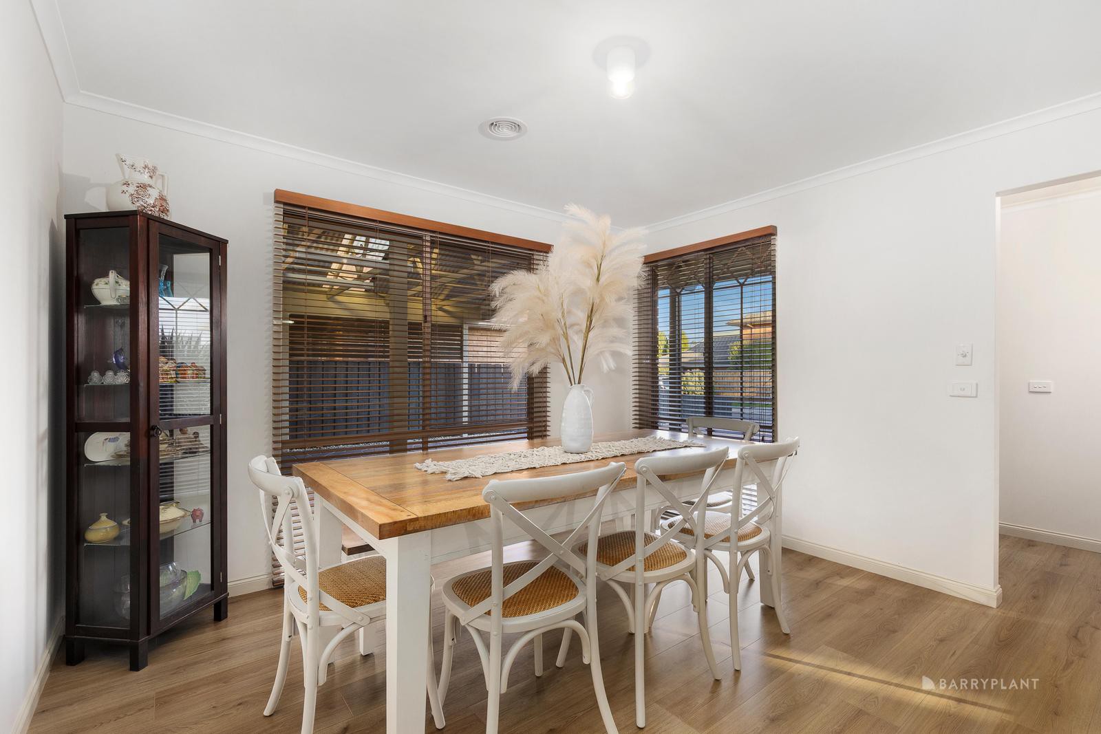 7 Wattletree Walk, South Morang, VIC 3752, South Morang - Thumbnail 5