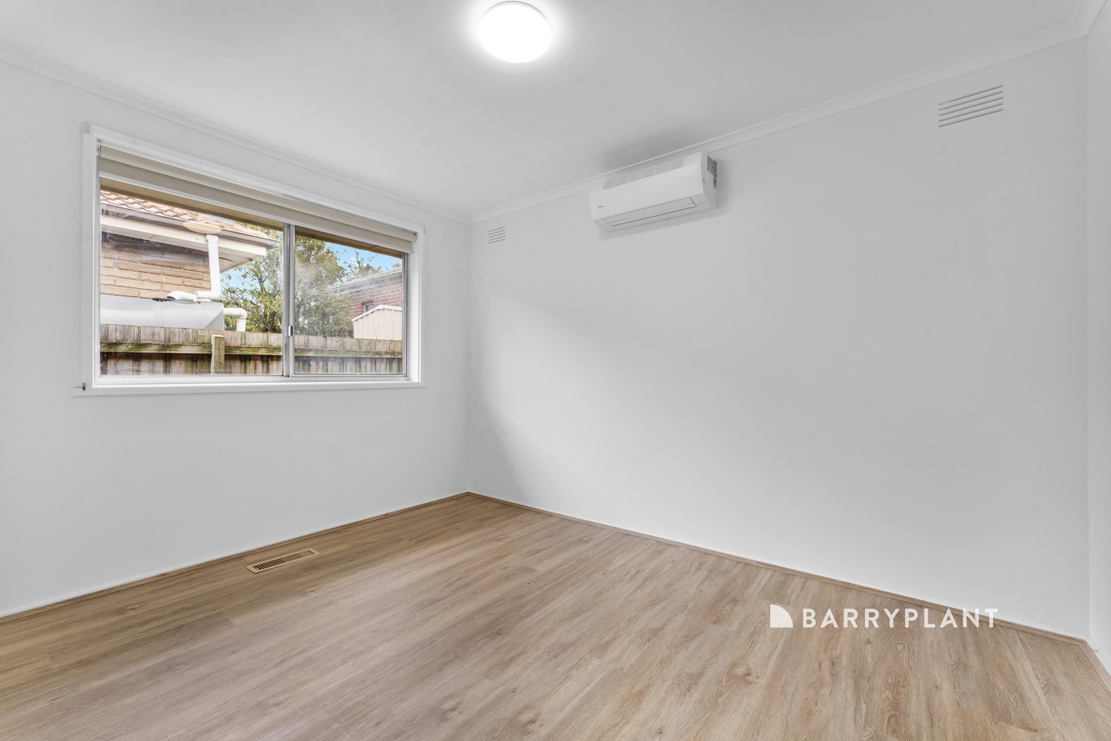 7 Westleigh Crescent, Narre Warren, VIC 3805 - Thumbnail 2 - 18/09/2026