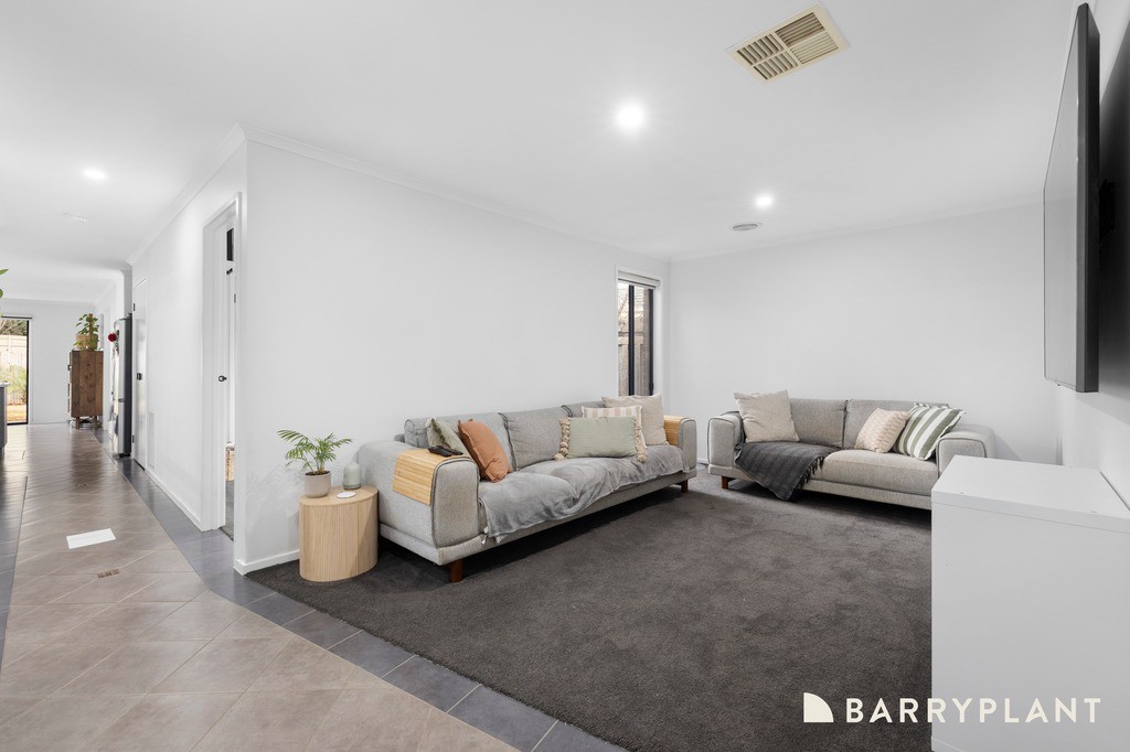 7 Westmill Vista, Melton West, VIC 3337, Melton West - Thumbnail 3