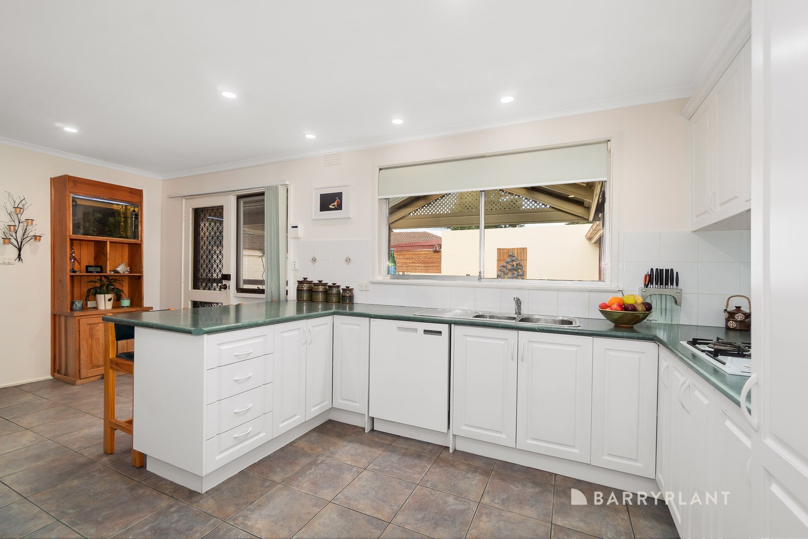 7 Whernside Court, Mill Park, VIC 3082, Mill Park - Thumbnail 3