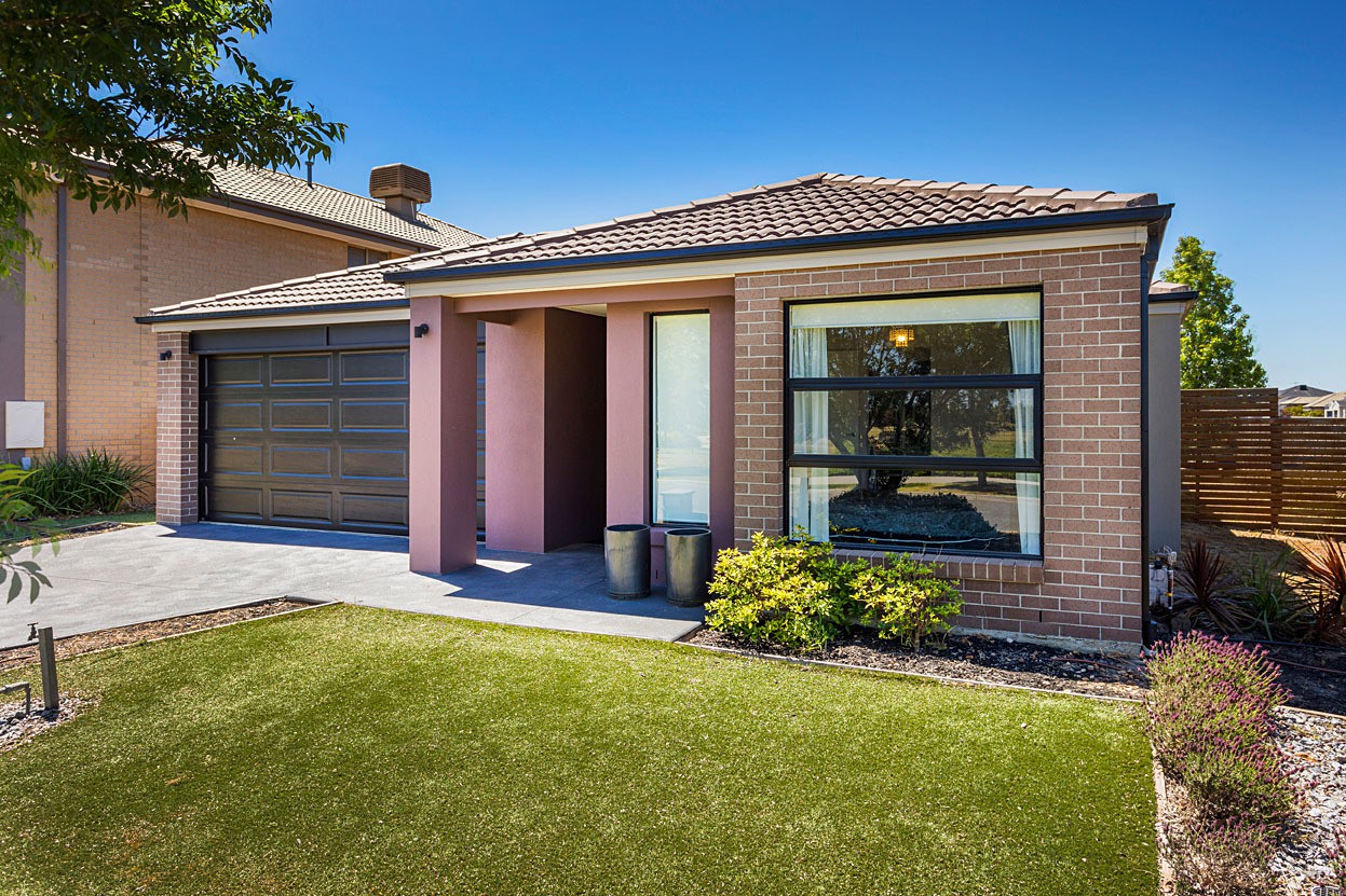 7 Whisper Boulevard, Point Cook, VIC 3030, Point Cook - Thumbnail 2