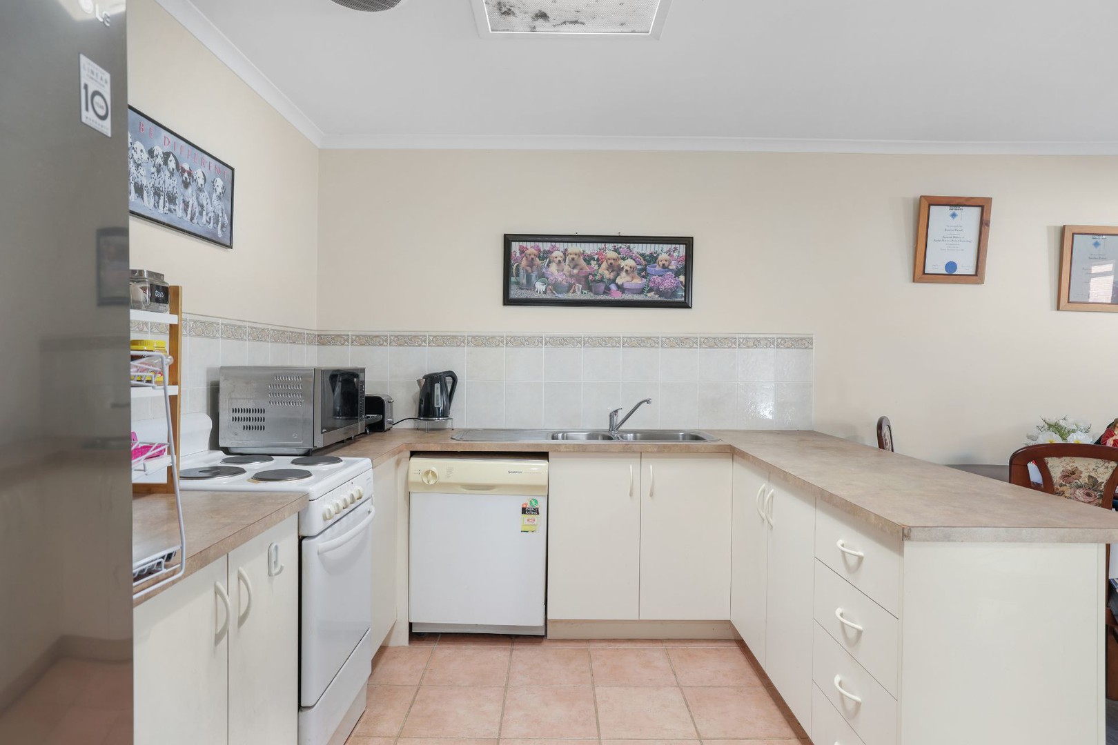7 Windle Terrace, Burnside, VIC 3023, Burnside - Thumbnail 4