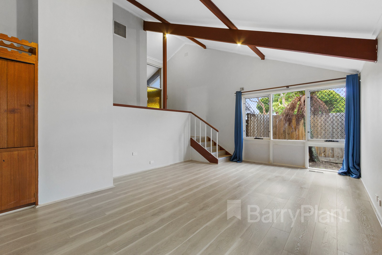 7 Winmalee Drive, Glen Waverley, VIC 3150, Glen Waverley - Thumbnail 2