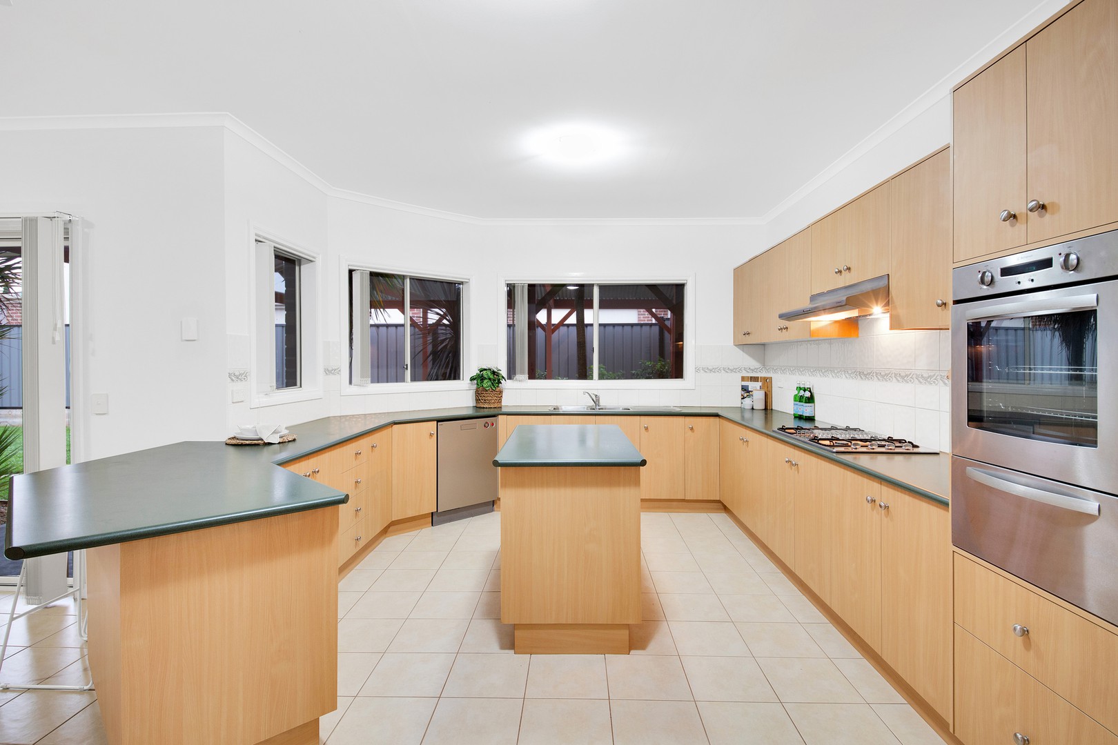 7 Winton Grange, Point Cook, VIC 3030, Point Cook - Thumbnail 4