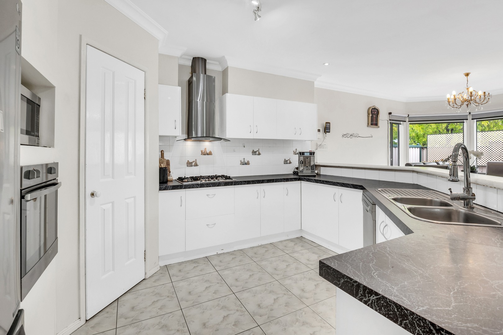 7 Wisla CircuitRoxburgh Park, VIC 3064, Roxburgh Park - Thumbnail 4
