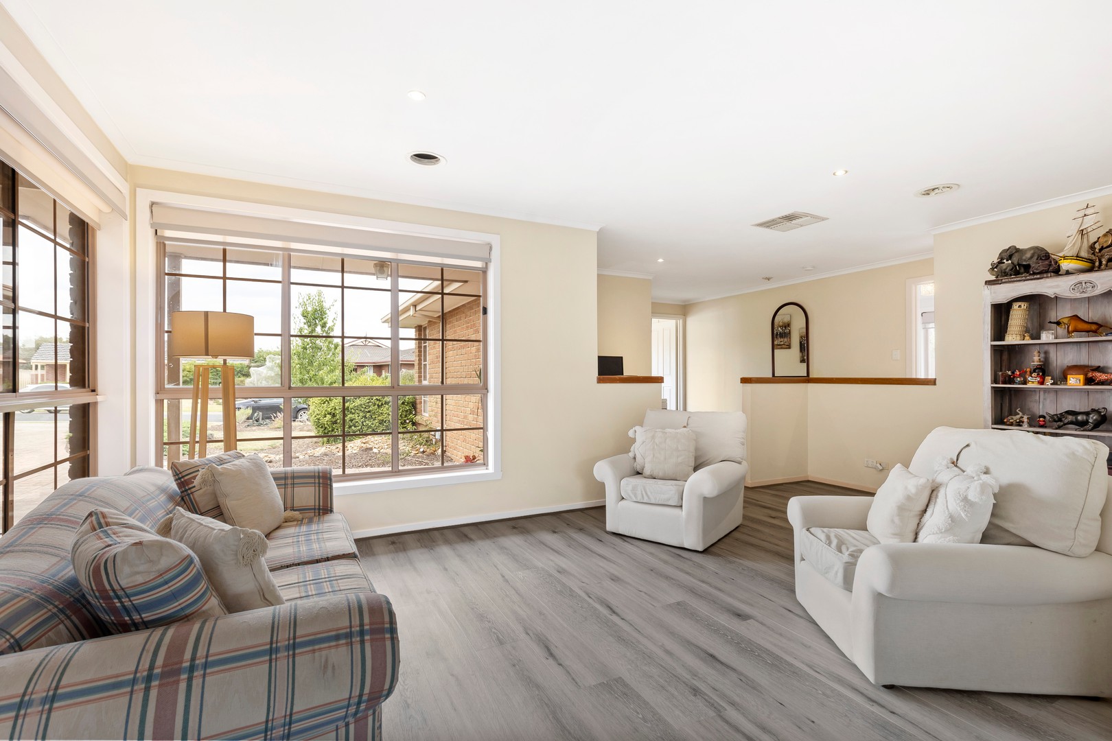 7 Woodfull Court, Keilor East, VIC 3033 - Thumbnail 2 - 30/01/2026