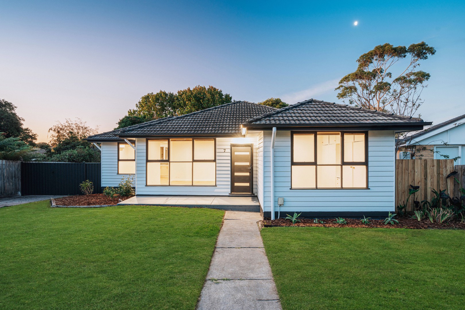 7 Woorilla Court, Frankston, VIC 3199, Frankston - Thumbnail 2