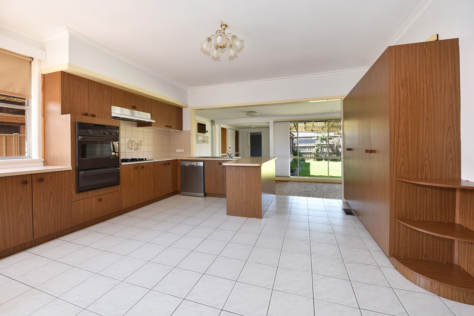 7 Wunnamurra  Drive, Keilor East, VIC 3033 - Thumbnail 2 - 03/12/2021