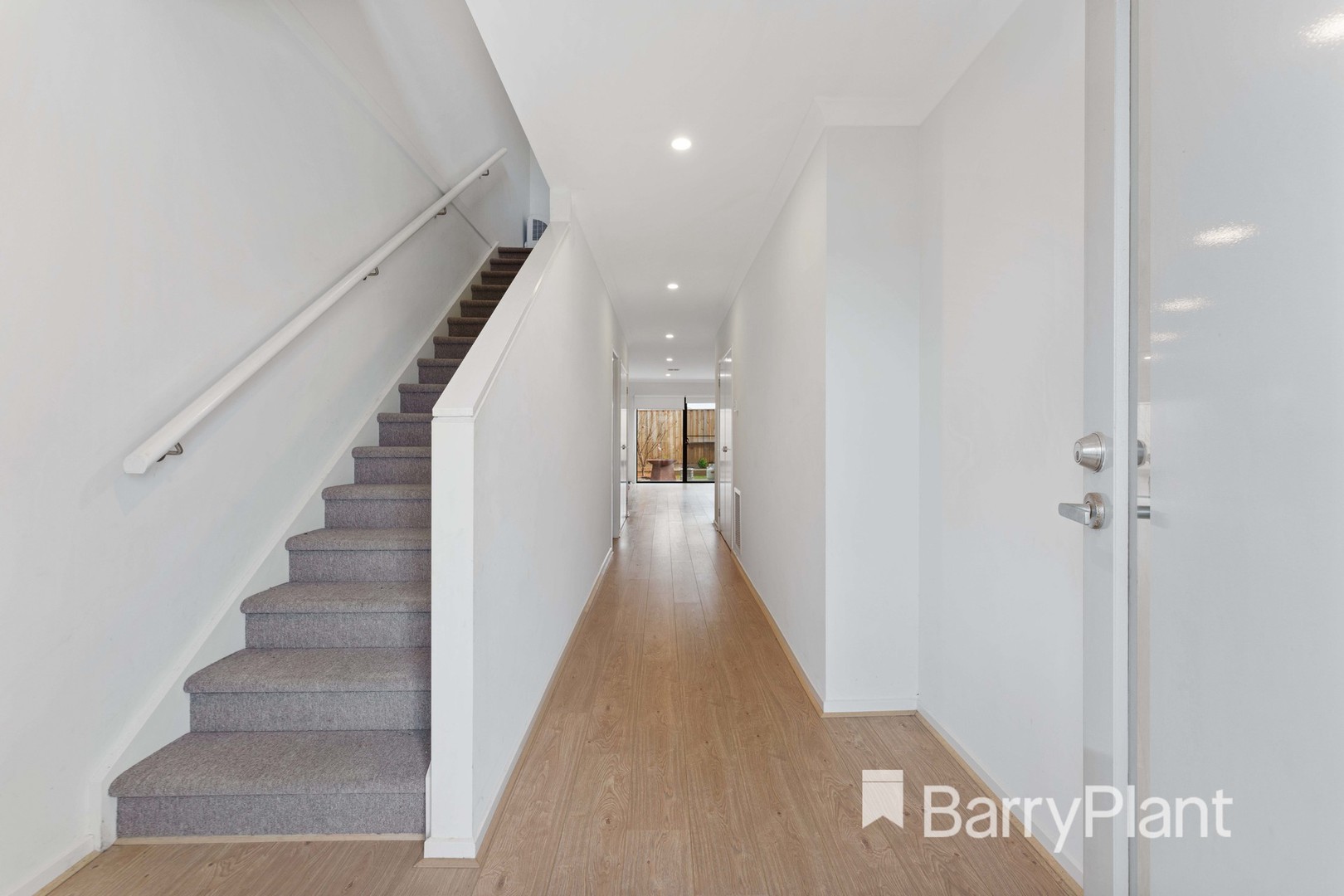 7 Yallaroo Chase, Werribee, VIC 3030, Werribee - Thumbnail 2