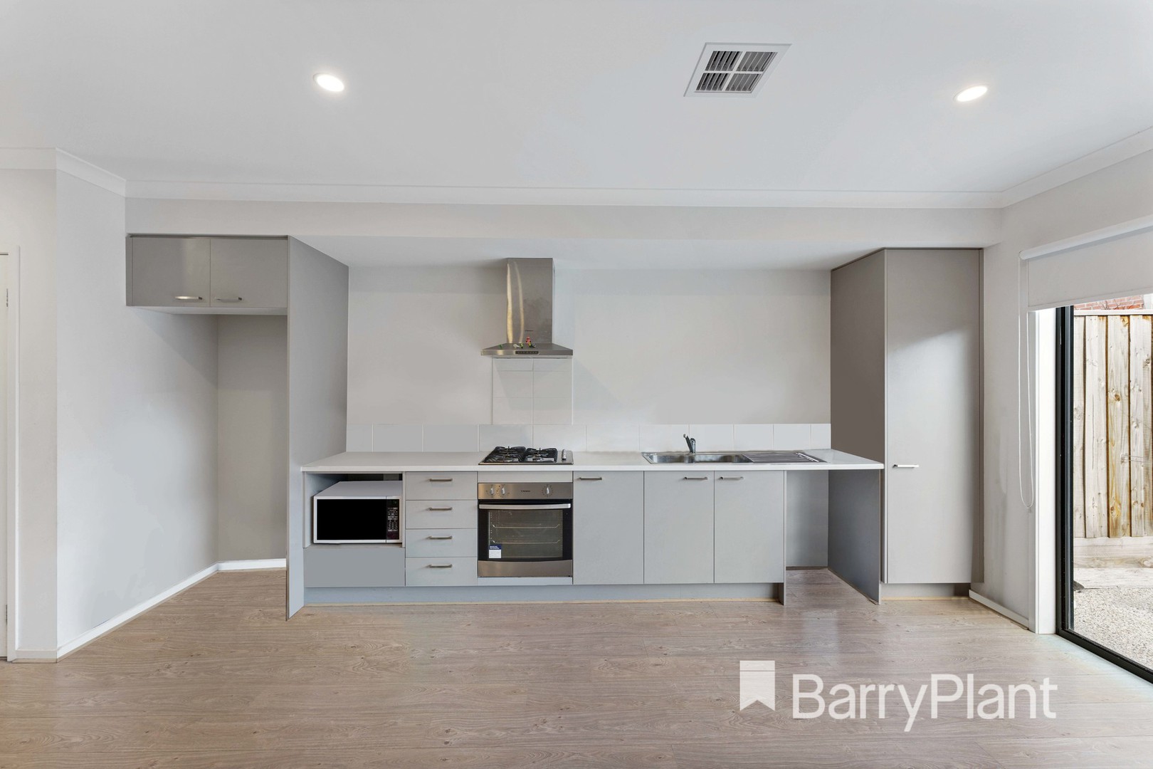7 Yallaroo Chase, Werribee, VIC 3030, Werribee - Thumbnail 3