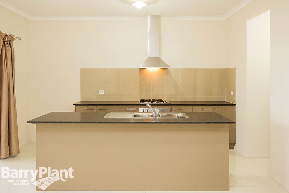 7 Yarkon Way, Point Cook, VIC 3030 - Thumbnail 2 - 21/09/2026