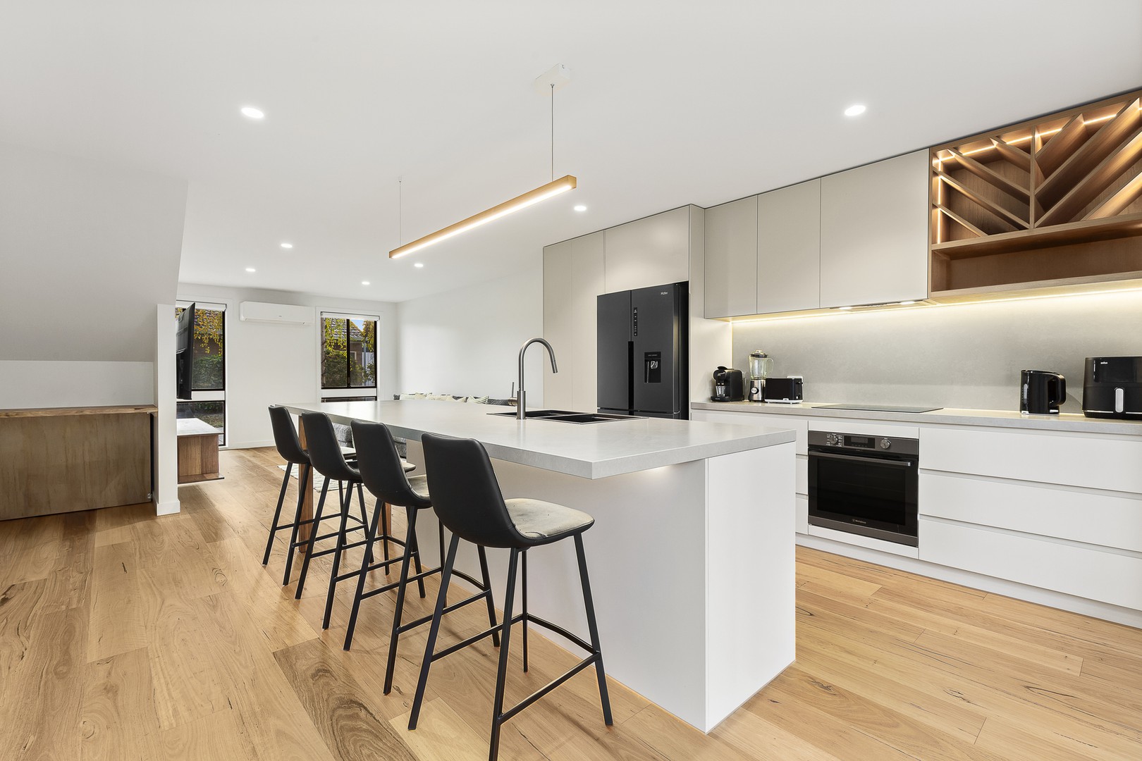 70/310 Warrigal Road, Cheltenham, VIC 3192 - Thumbnail 2 - 01/05/2026