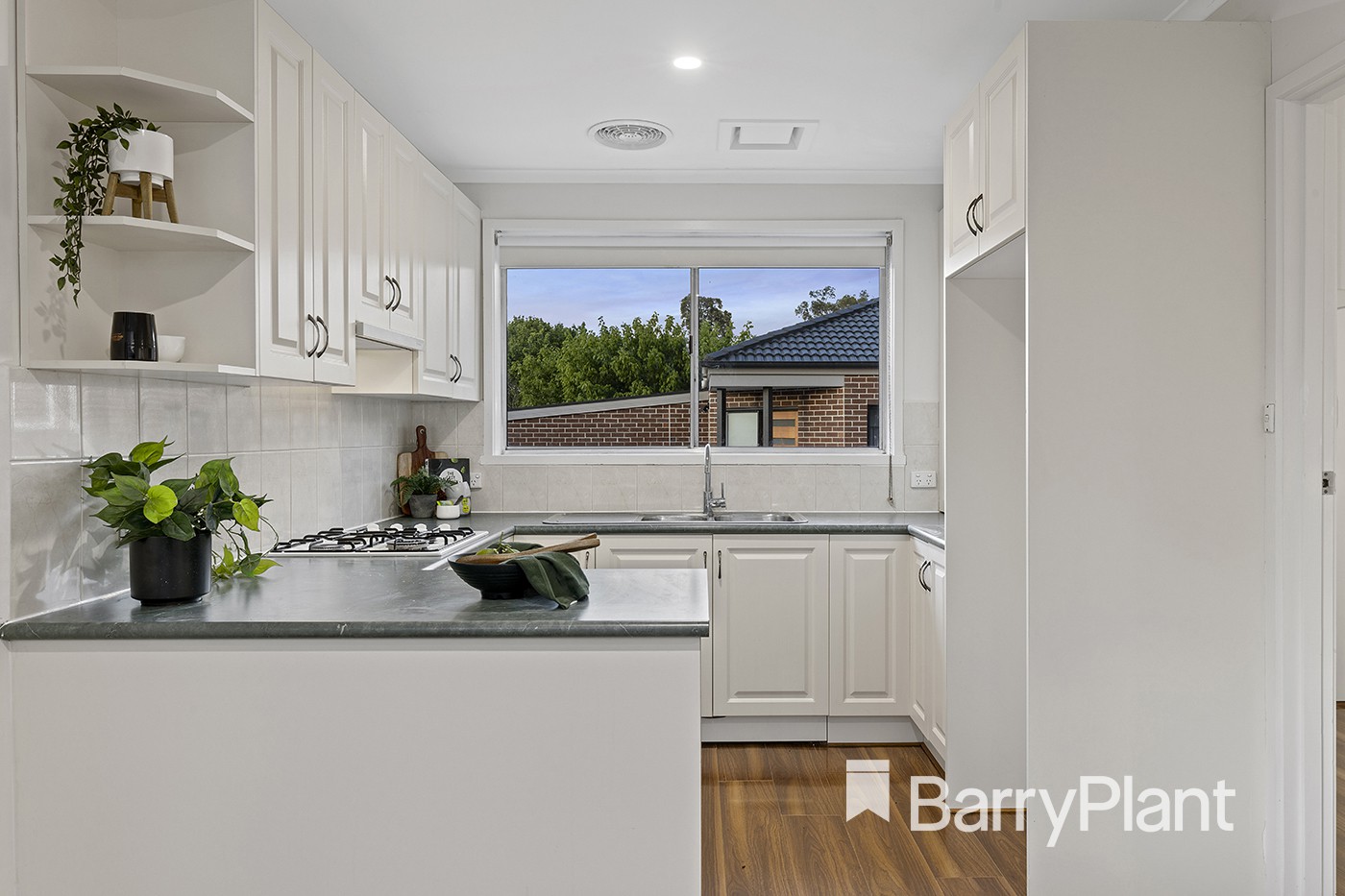 70 Bellara Drive, Mooroolbark, VIC 3138, Mooroolbark - Thumbnail 3