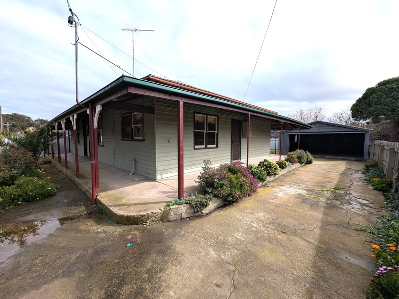 70 Bridge Street, Batesford, VIC 3213 - Image - 11/09/2025