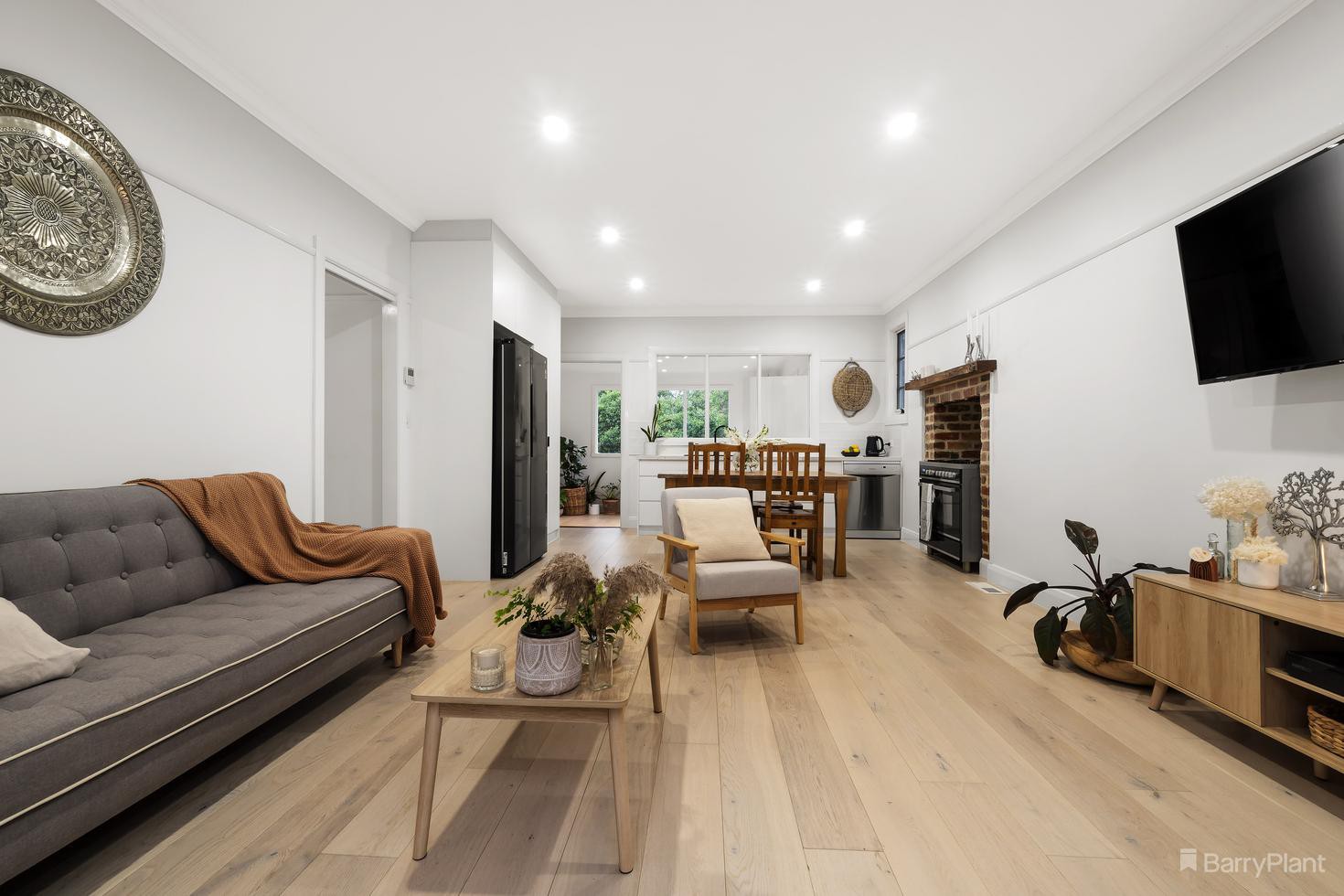 70 Brougham Street, Eltham, VIC 3095, Eltham - Thumbnail 3