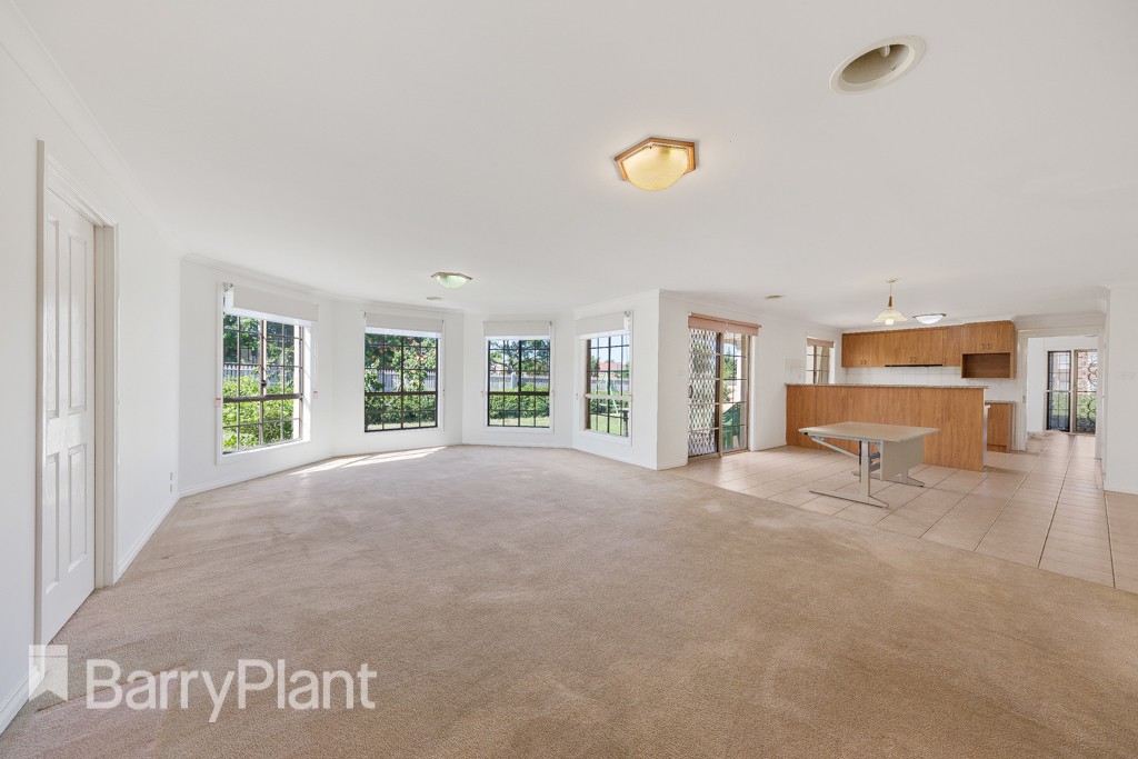70 Chisholm DriveCaroline Springs, VIC 3023  - Leased, Caroline Springs - Thumbnail 6