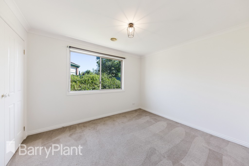 70 Chisholm DriveCaroline Springs, VIC 3023  - Leased, Caroline Springs - Thumbnail 8