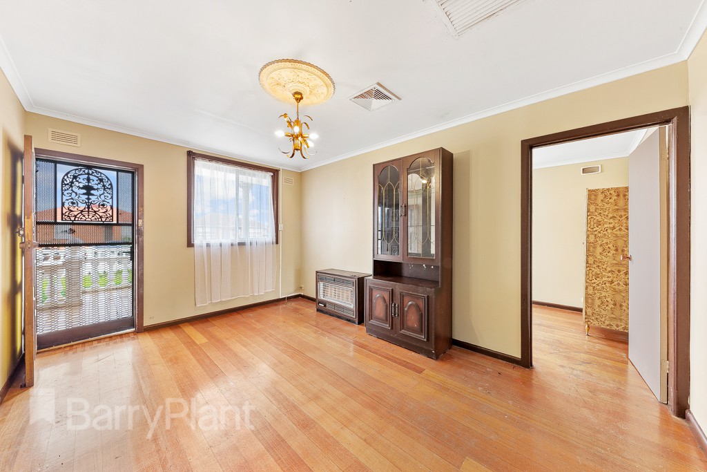 70 Conrad Street, St Albans, VIC 3021, St Albans - Thumbnail 2
