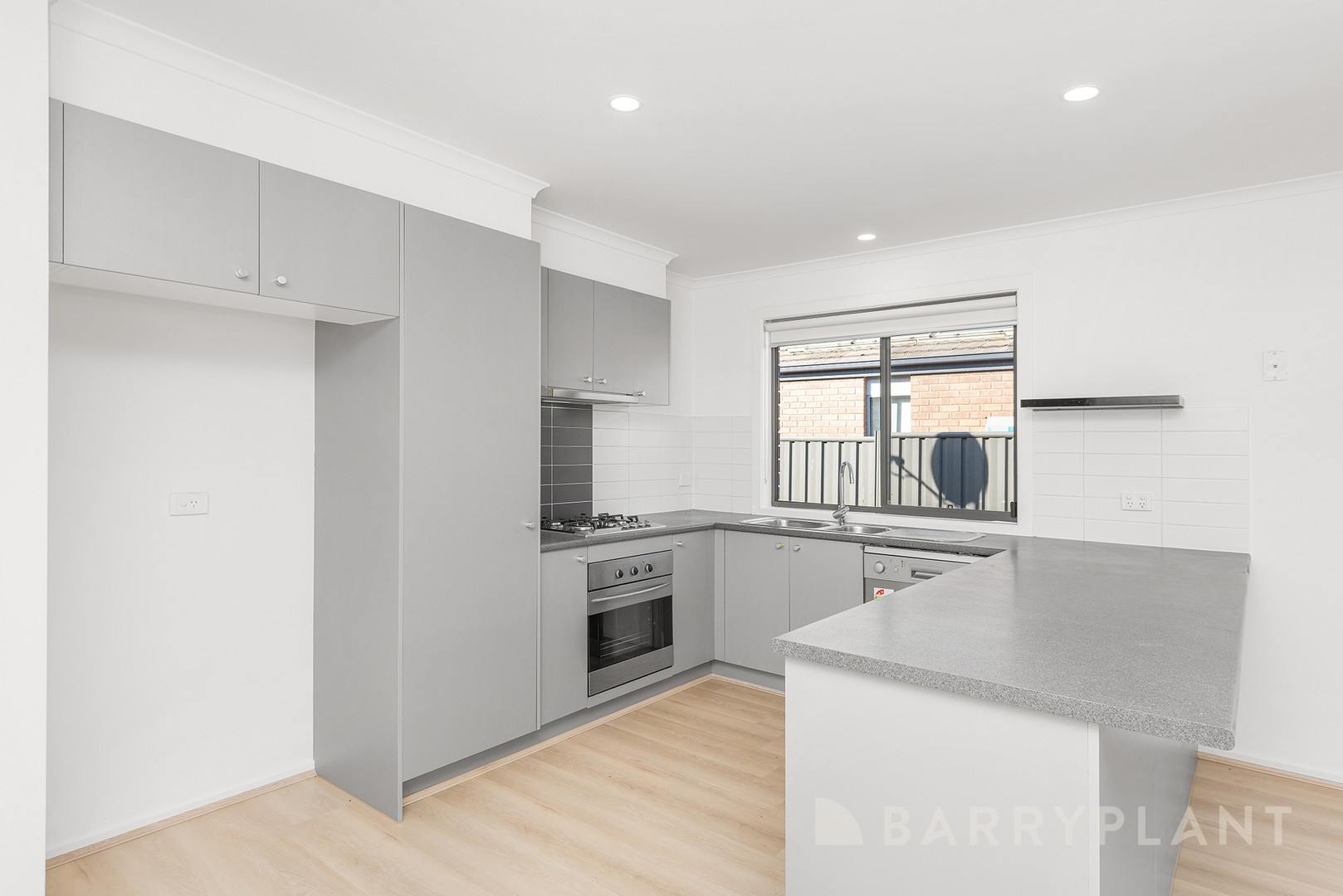 70 Duncombe Park Way, Deer Park, VIC 3023, Deer Park - Thumbnail 7