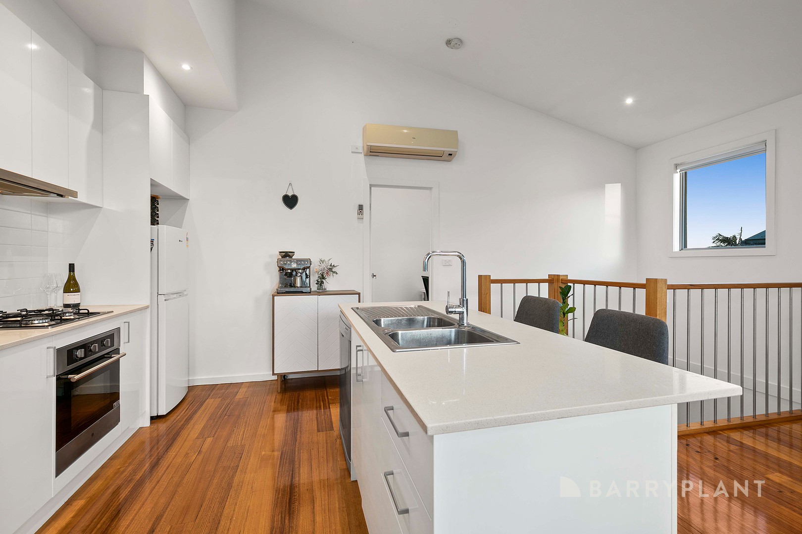 70 Farview Street, Glenroy, VIC 3046, Glenroy - Thumbnail 3