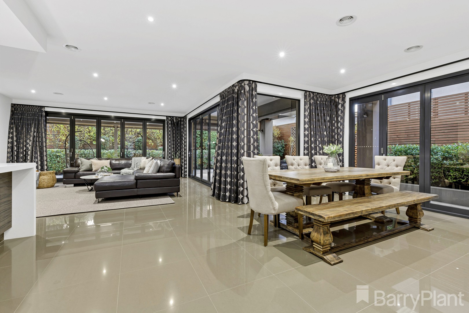 70 Fitzjohns Drive, Bundoora, VIC 3083, Bundoora - Thumbnail 6