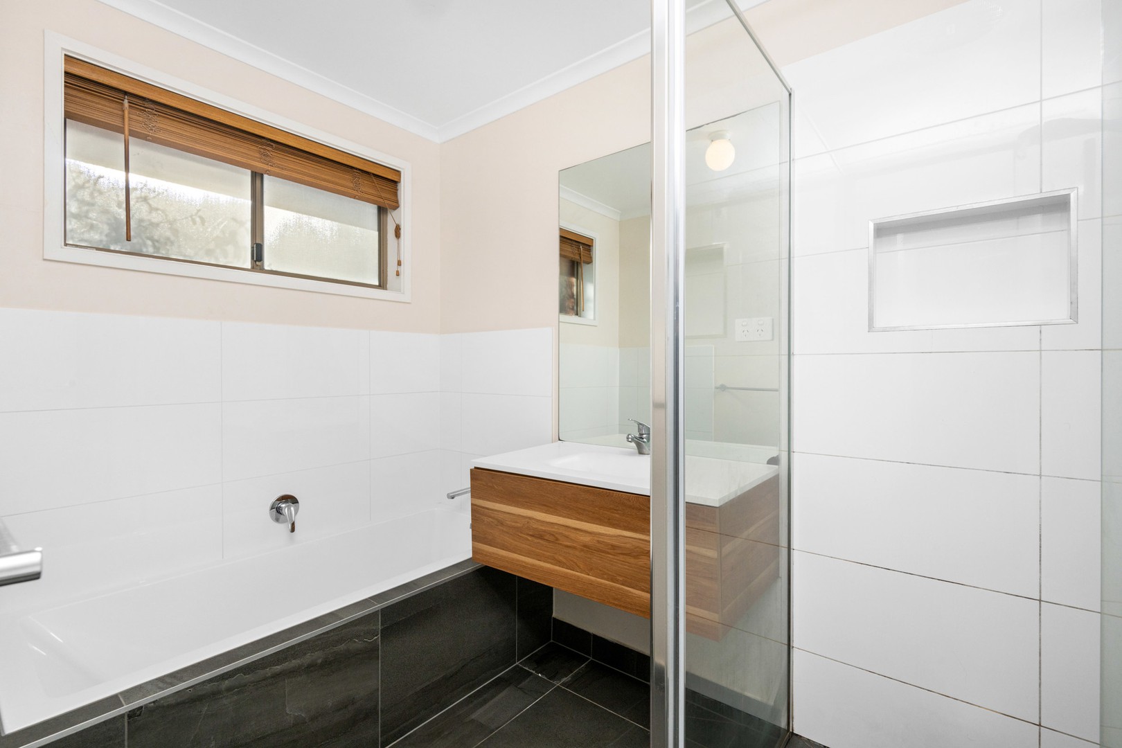 70 Greenville Drive, Grovedale, VIC 3216, Grovedale - Thumbnail 6