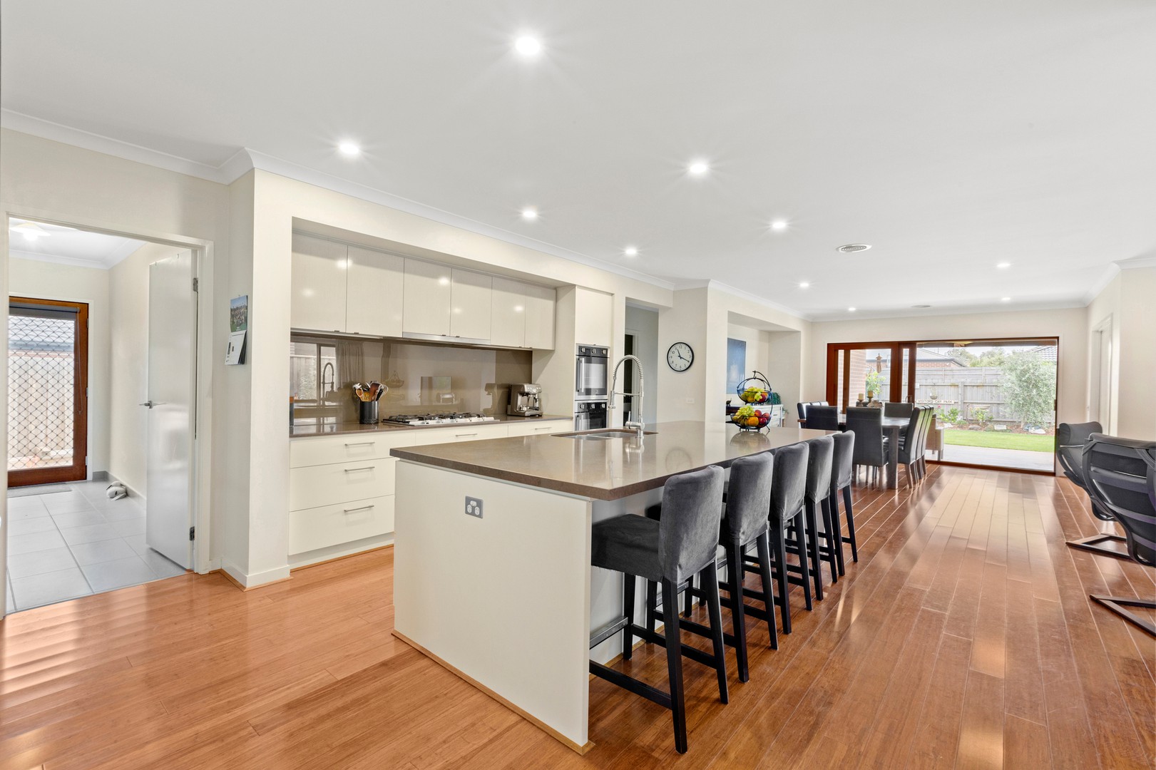70 Landing  AvenueDoreen, VIC 3754, Doreen - Thumbnail 2