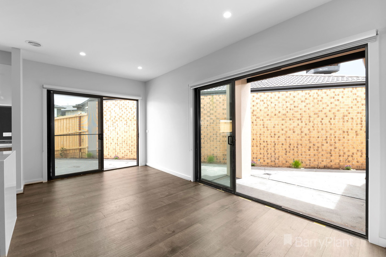70 Picnic Avenue, Clyde North, VIC 3978, Clyde North - Thumbnail 6