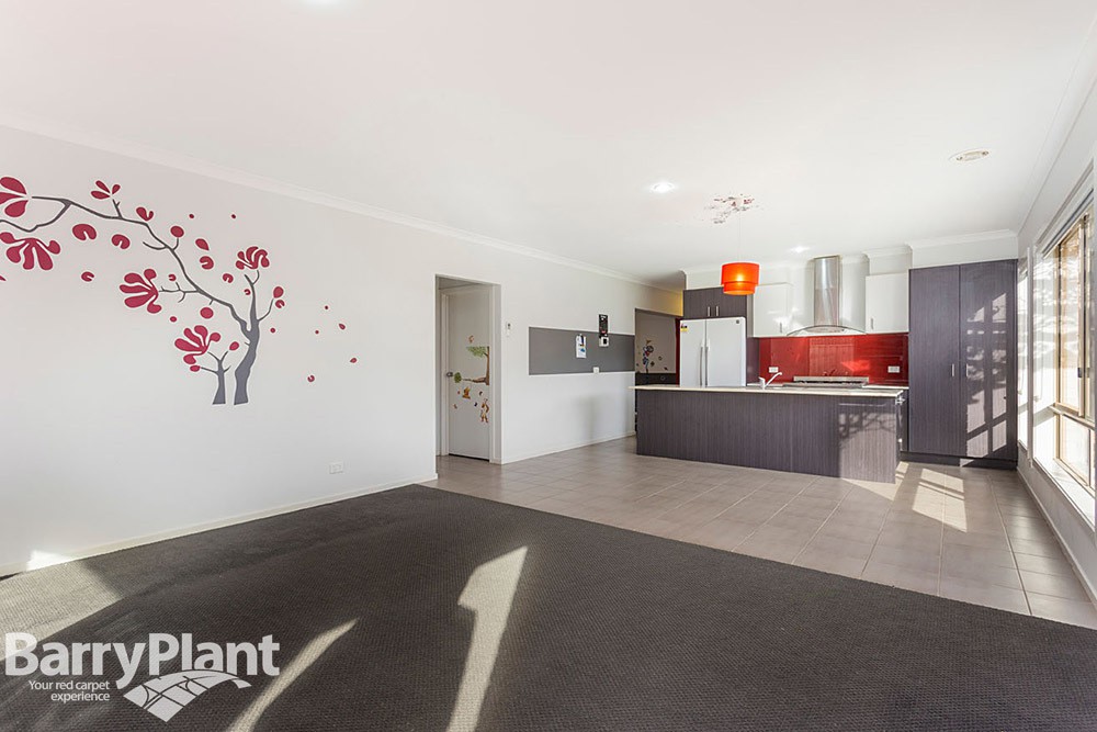 70 Prudence Parade, Point Cook, VIC 3030, Point Cook - Thumbnail 3