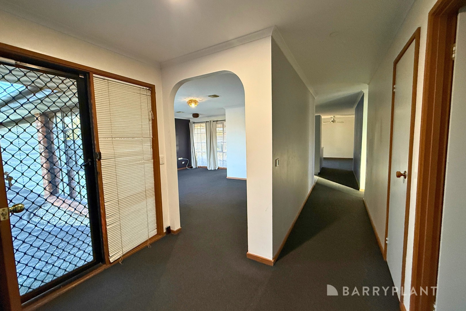 70 Songlark Crescent, Werribee, VIC 3030, Werribee - Thumbnail 2