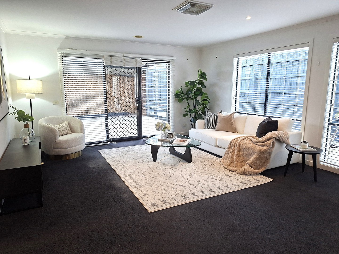 70 Sovereign Manors Crescent, Rowville, VIC 3178 - Thumbnail 2 - 23/06/2026