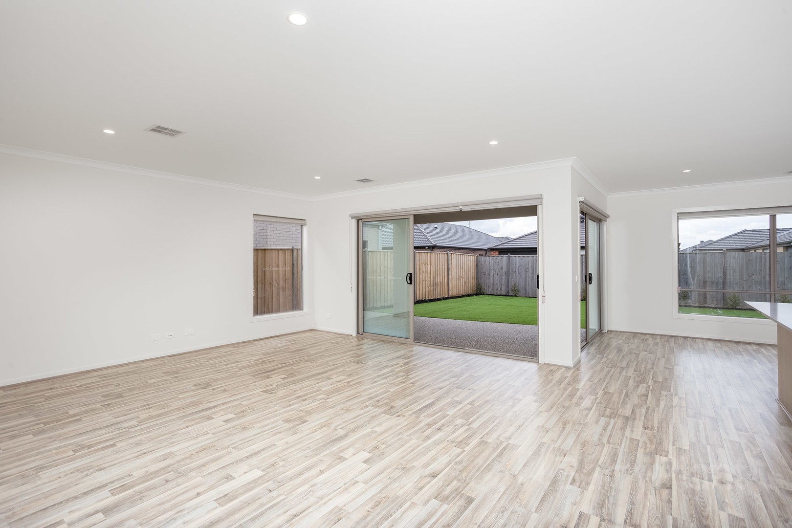 70 Stoneleigh Circuit, Williams Landing, VIC 3027, Williams Landing - Thumbnail 3