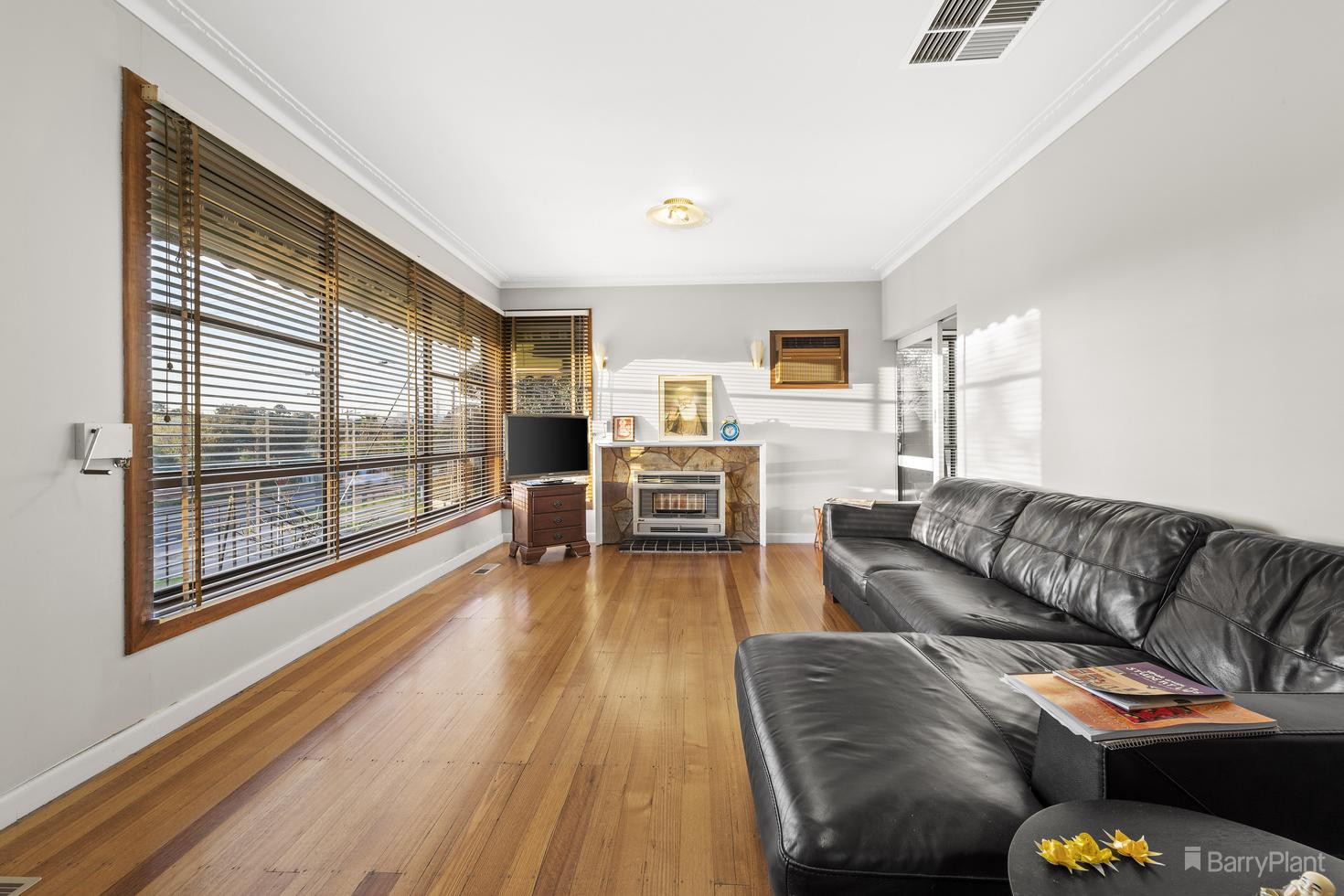 70 Wetherby Road, Doncaster, VIC 3108, Doncaster East - Thumbnail 2