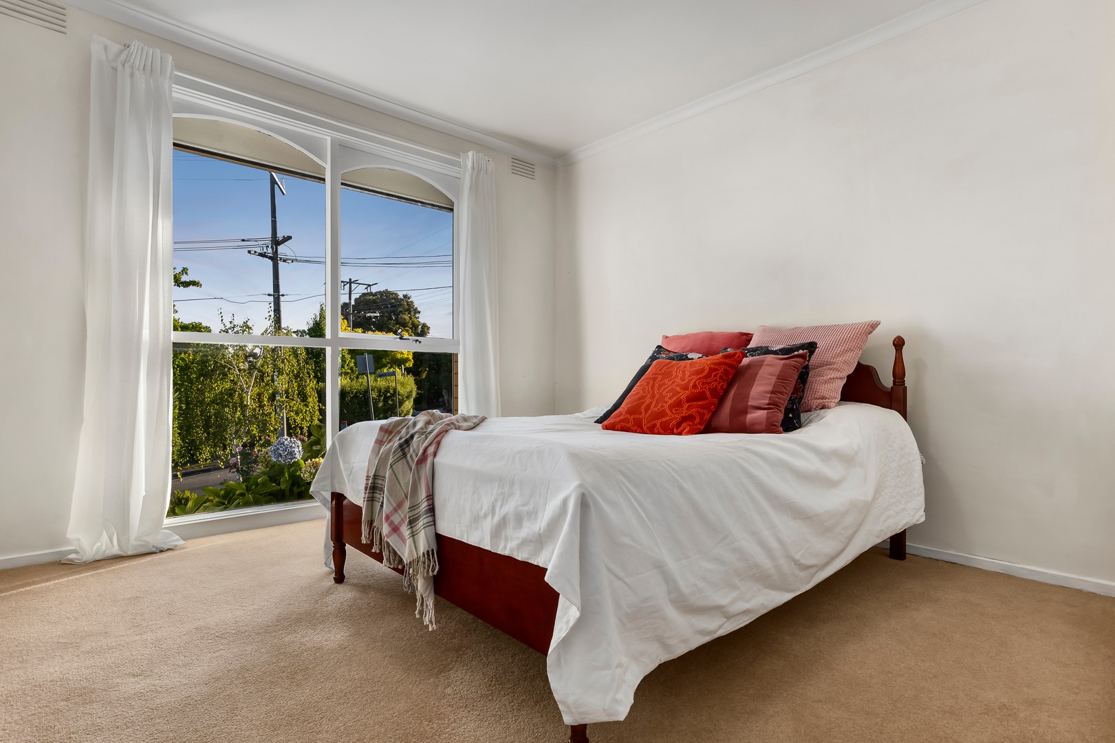 70 Winston Road, Viewbank, VIC 3084, Viewbank - Thumbnail 5